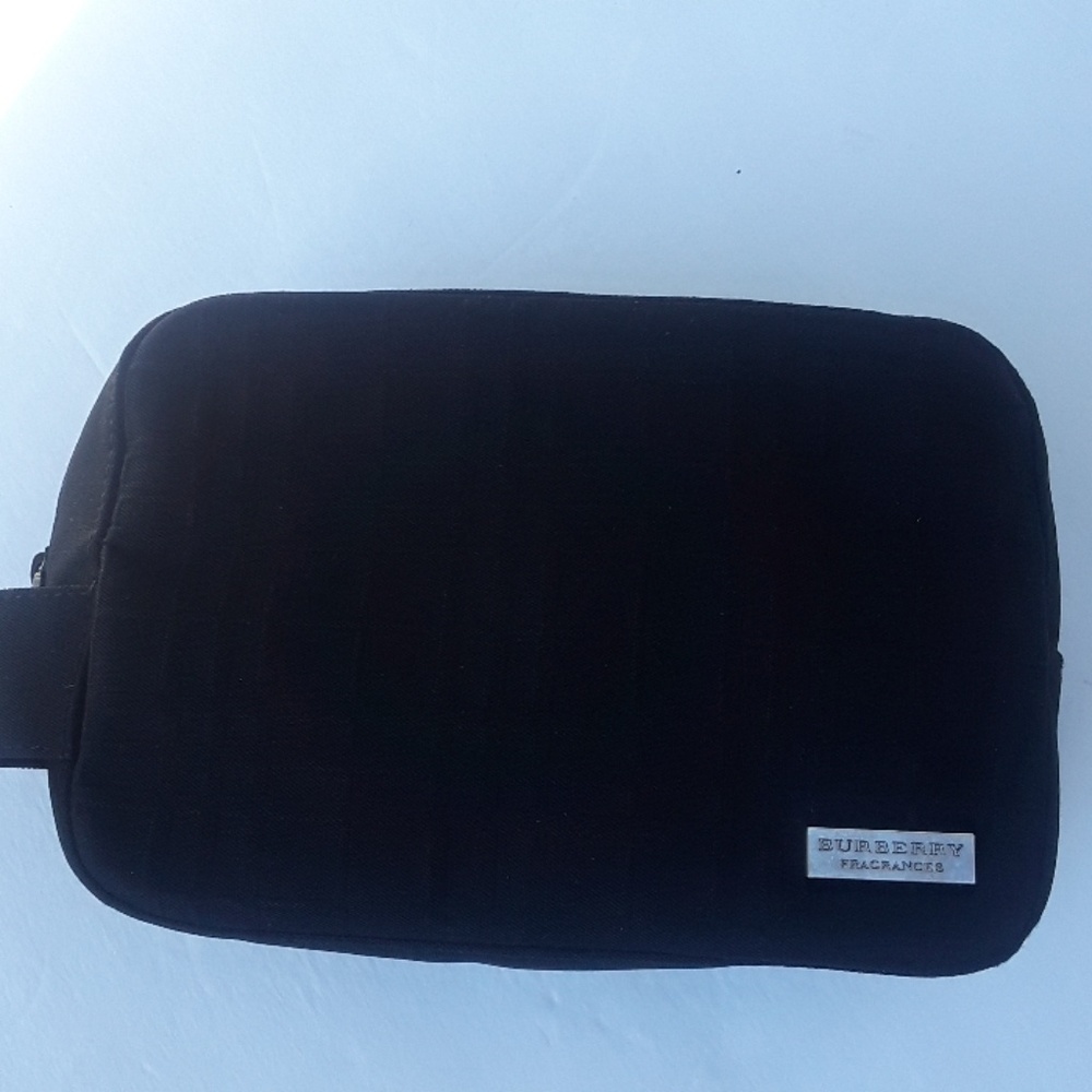 BURBERRY TRAVEL BAG,"BURBERRY FRAGRANCE ". - Picture 5 of 8